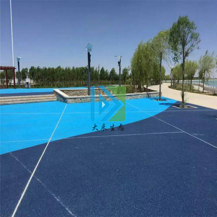 不同水灰比对透水混凝土性能影响研究