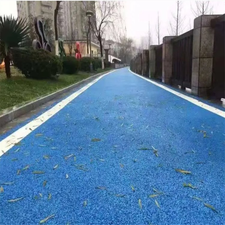 透水铺装材料在现代城市景观中应用 透水铺装材料在现代城市景观中应用