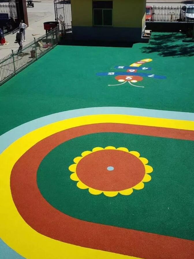 塑胶跑道材质分类及季节性基本保养基本程序