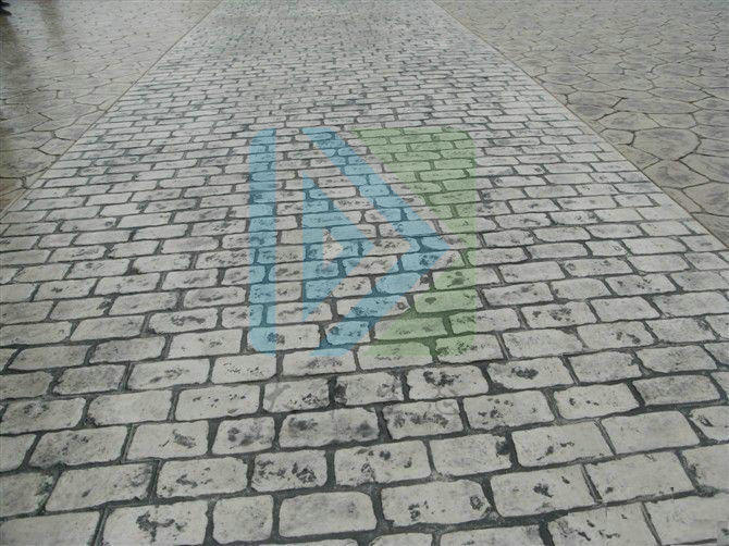 水泥压花地坪的施工工艺